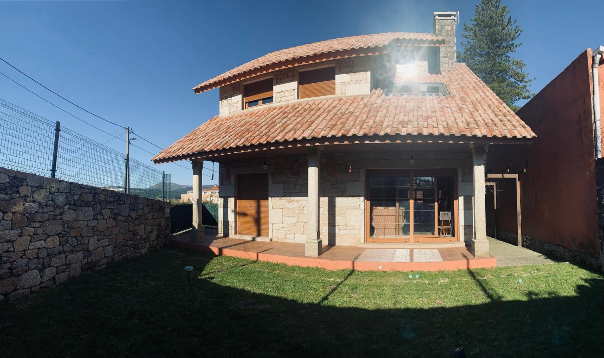 Chalet Entero Confort Ribeira Bagian luar foto