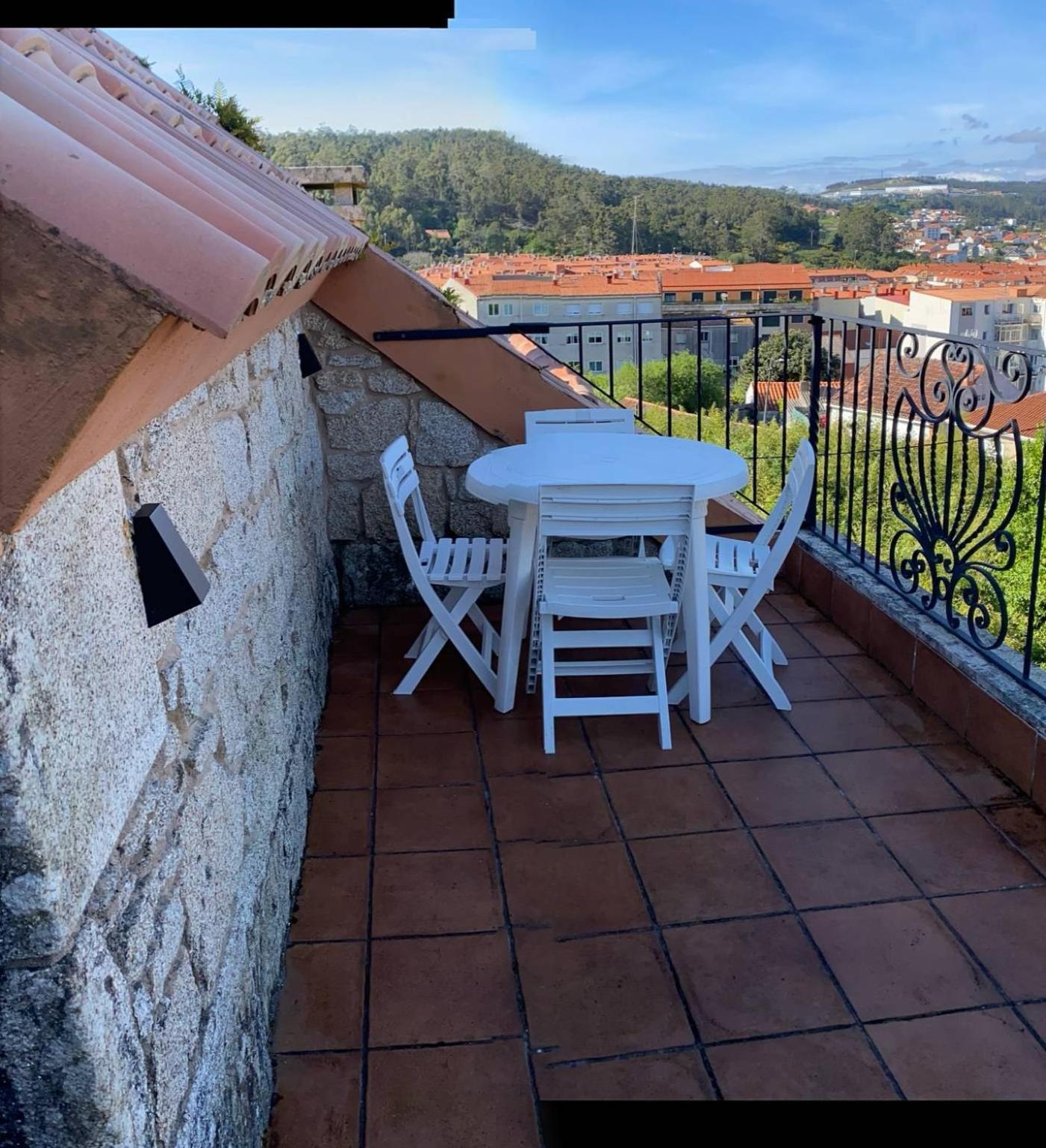 Chalet Entero Confort Ribeira Bagian luar foto